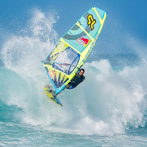 Les meilleurs spots de windsurf dans le Var !