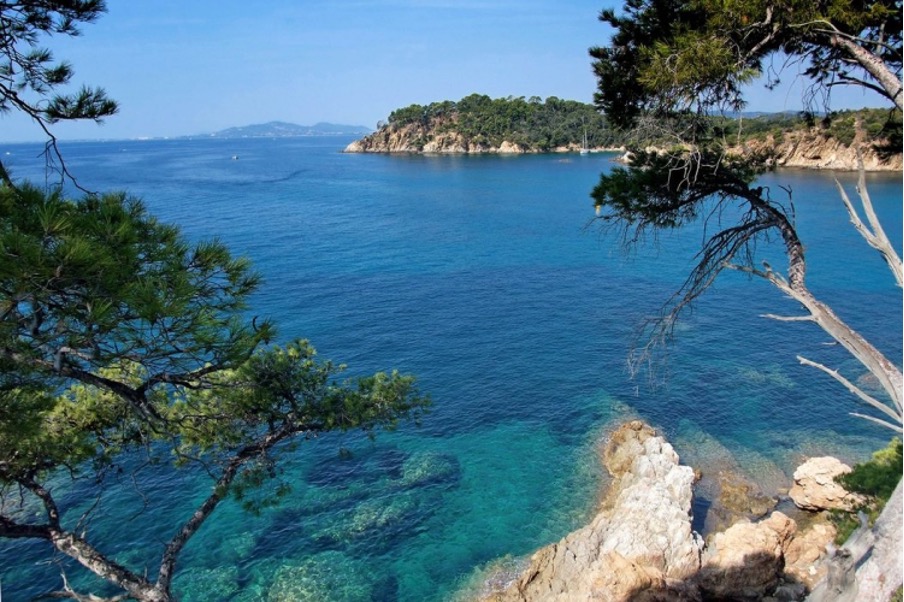 Giens-presqu’île-vacances-plage-var-spot-paddle